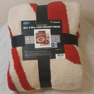 Georgia Bulldogs Red & Cream Luxe Dreams Throw 60x80